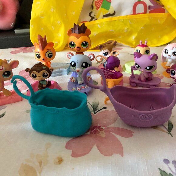RARE Lot 11 G1 Littlest Pet Shop LPS Vintage Figures w/ Base + Accessories - Picture 1 of 5
